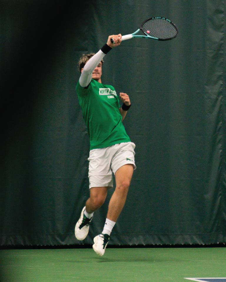 Man playing tennis
