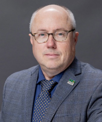brad rundquist headshot