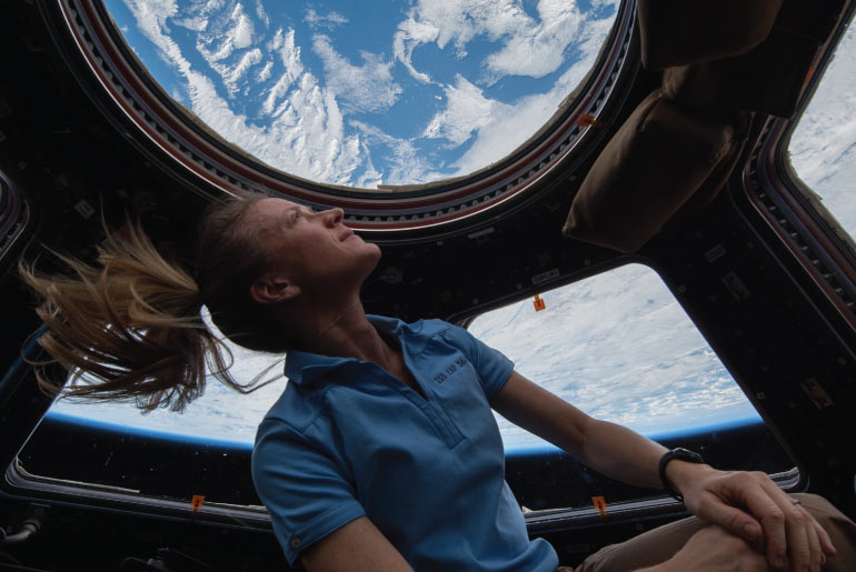Karen Nyberg in space