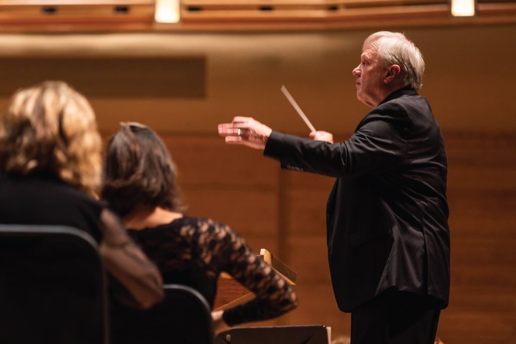 Stan conducting