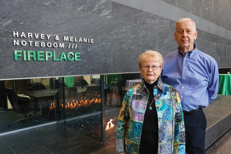 Harvey, ’71, and Melanie Noteboom