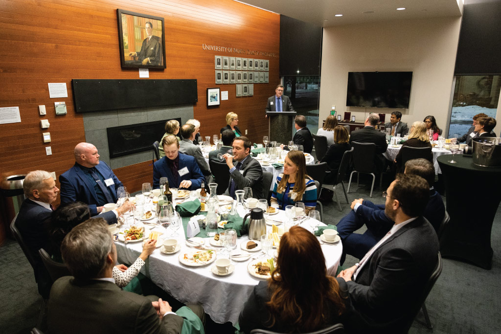 Guests at Severson/Lodoen investiture dinner