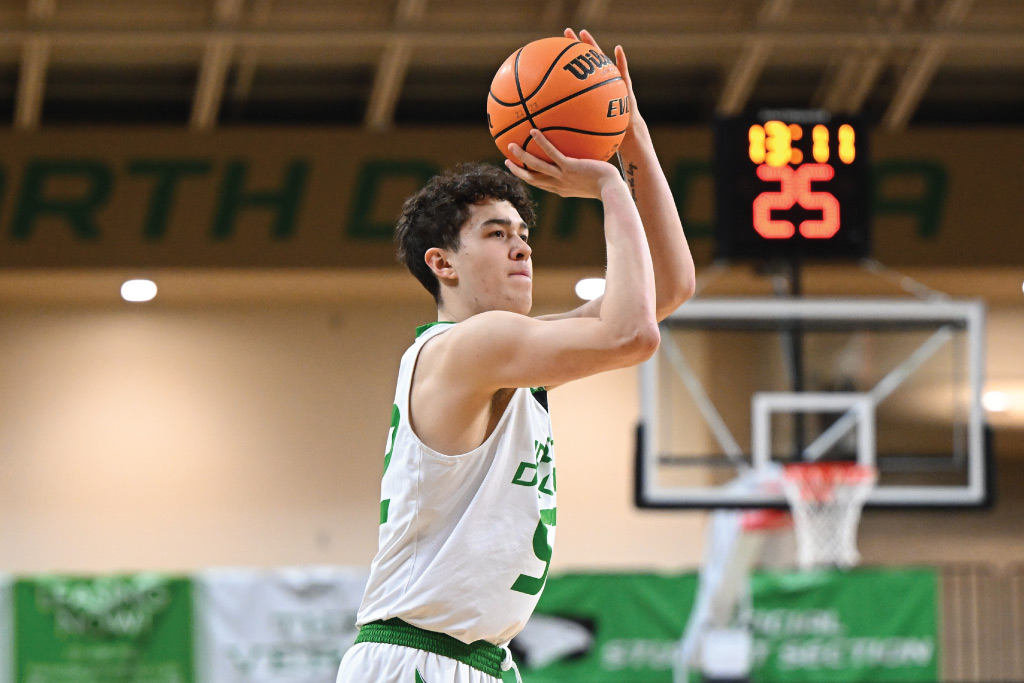 Treysen Eaglestaff - Men's Basketball